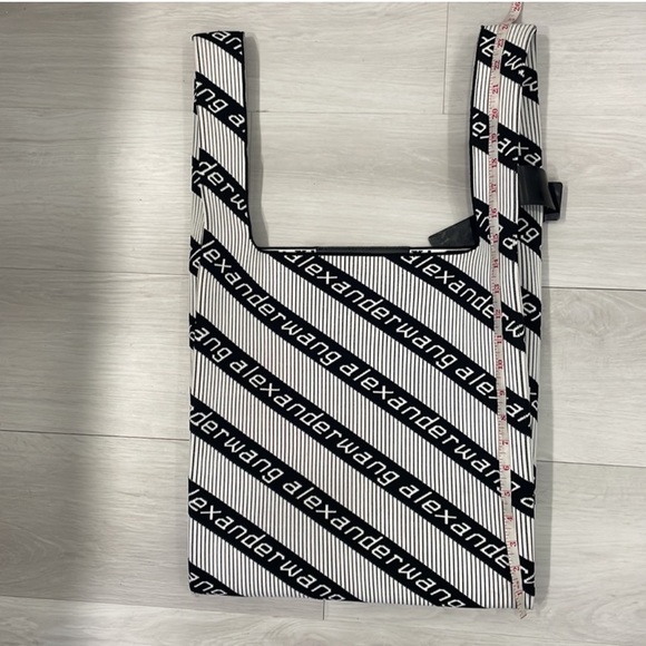 Alexander Wang Knit Jaquard Shopper Tote Bag - Picture 5 of 6